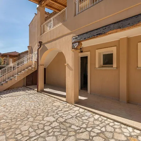Casa Dani Holiday home *